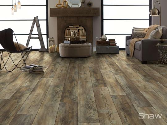Antica HD Plus luxury vinyl flooring in Saggio