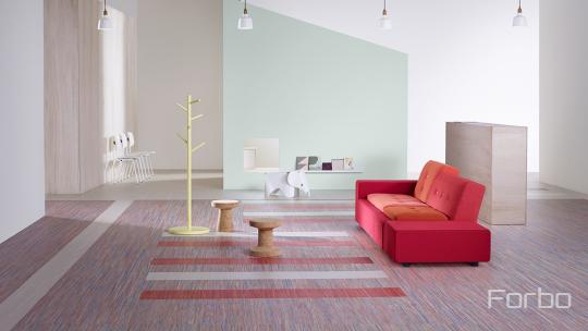 Room scene with Marmoleum Striato Colour flooring in Colour Stream & Red Roses