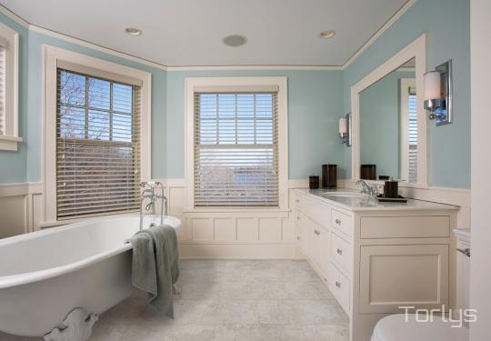 Room scene with Torlys EverTile luxury vinyl flooring in Bridgewater